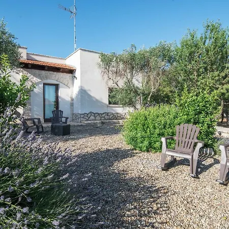 Hansel And Gretel Vila Alberobello